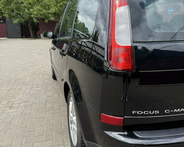 Черный Форд Focus C-Max, объемом двигателя 1.6 л и пробегом 219 тыс. км за 5900 $, фото 3 на Automoto.ua