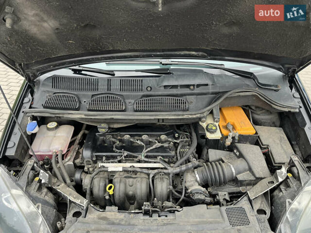 Чорний Форд Focus C-Max, об'ємом двигуна 1.8 л та пробігом 217 тис. км за 4400 $, фото 44 на Automoto.ua