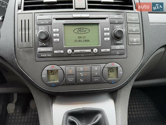Черный Форд Focus C-Max, объемом двигателя 1.6 л и пробегом 219 тыс. км за 5900 $, фото 11 на Automoto.ua