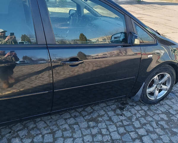 Черный Форд Focus C-Max, объемом двигателя 2 л и пробегом 208 тыс. км за 4500 $, фото 5 на Automoto.ua