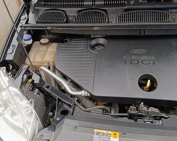 Черный Форд Focus C-Max, объемом двигателя 1.75 л и пробегом 243 тыс. км за 5200 $, фото 21 на Automoto.ua