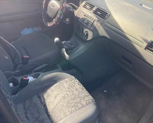 Черный Форд Focus C-Max, объемом двигателя 1.6 л и пробегом 285 тыс. км за 4200 $, фото 4 на Automoto.ua