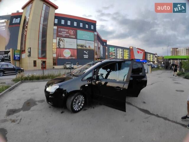 Черный Форд Focus C-Max, объемом двигателя 1.8 л и пробегом 259 тыс. км за 5800 $, фото 16 на Automoto.ua