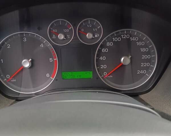 Черный Форд Focus C-Max, объемом двигателя 1.75 л и пробегом 243 тыс. км за 5200 $, фото 16 на Automoto.ua