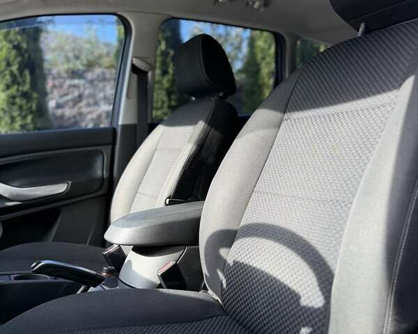 Чорний Форд Focus C-Max, об'ємом двигуна 2 л та пробігом 160 тис. км за 6000 $, фото 17 на Automoto.ua