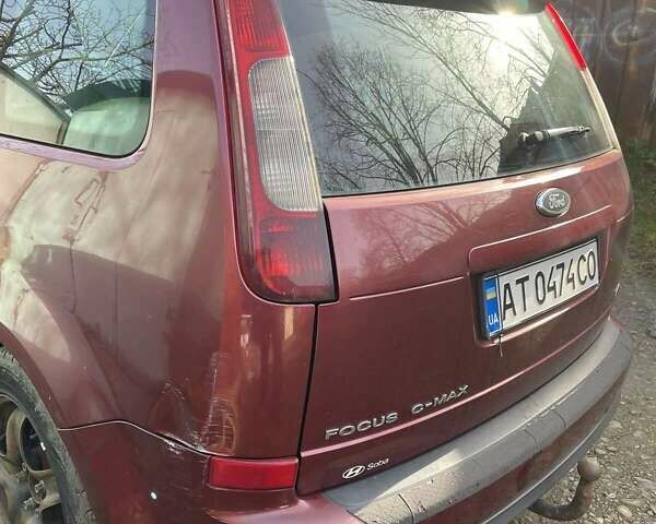 Красный Форд Focus C-Max, объемом двигателя 2 л и пробегом 320 тыс. км за 3534 $, фото 6 на Automoto.ua