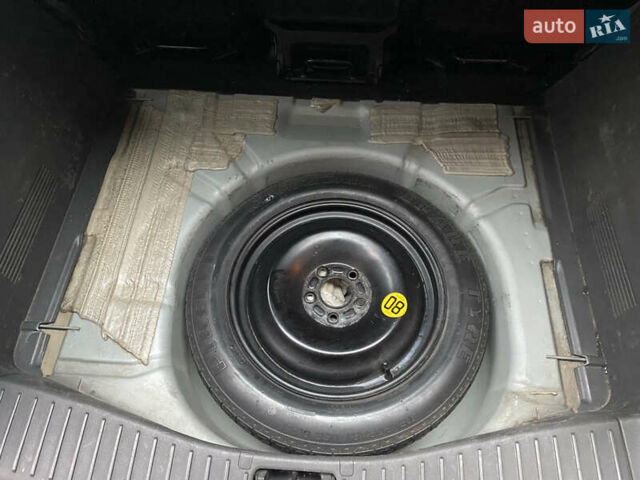 Форд Focus C-Max, объемом двигателя 1.8 л и пробегом 275 тыс. км за 4500 $, фото 19 на Automoto.ua