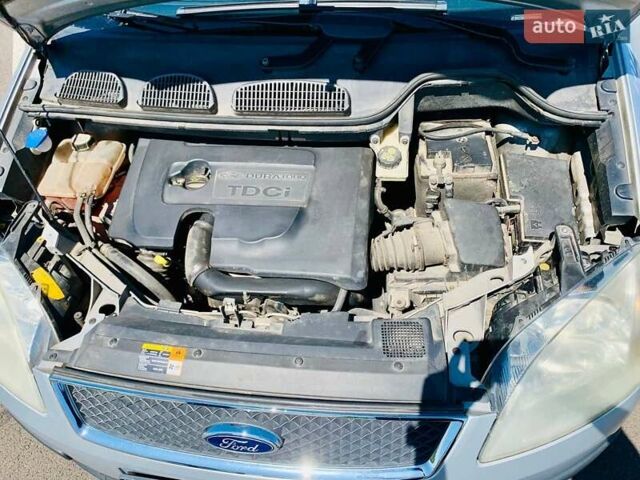 Форд Focus C-Max, объемом двигателя 1.6 л и пробегом 125 тыс. км за 5200 $, фото 18 на Automoto.ua