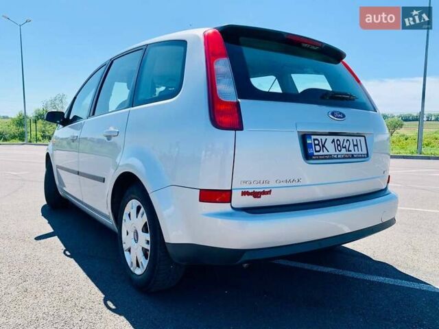 Форд Focus C-Max, объемом двигателя 1.6 л и пробегом 125 тыс. км за 5200 $, фото 5 на Automoto.ua