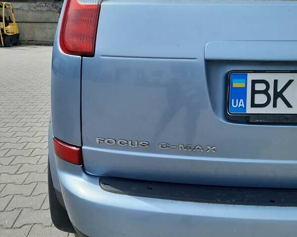 Форд Focus C-Max, объемом двигателя 1.8 л и пробегом 248 тыс. км за 5000 $, фото 2 на Automoto.ua