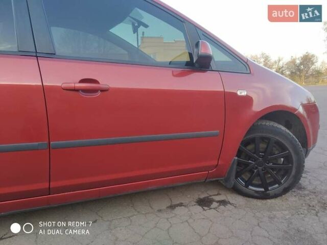 Форд Focus C-Max, объемом двигателя 1.6 л и пробегом 209 тыс. км за 5000 $, фото 3 на Automoto.ua