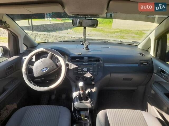 Серый Форд Focus C-Max, объемом двигателя 1.56 л и пробегом 360 тыс. км за 3600 $, фото 2 на Automoto.ua