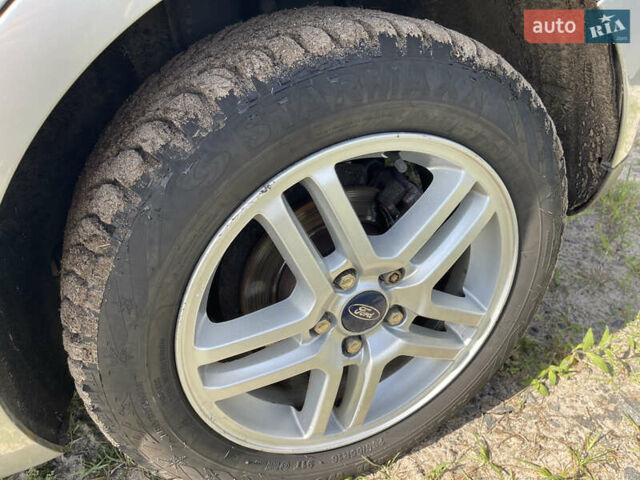 Серый Форд Focus C-Max, объемом двигателя 1.8 л и пробегом 280 тыс. км за 4300 $, фото 8 на Automoto.ua