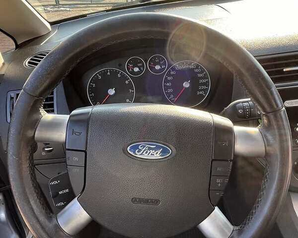 Сірий Форд Focus C-Max, об'ємом двигуна 1.8 л та пробігом 214 тис. км за 4500 $, фото 4 на Automoto.ua