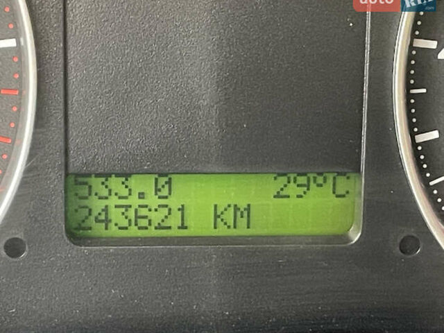 Сірий Форд Focus C-Max, об'ємом двигуна 2 л та пробігом 243 тис. км за 4989 $, фото 5 на Automoto.ua