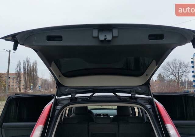 Сірий Форд Focus C-Max, об'ємом двигуна 1.8 л та пробігом 317 тис. км за 4400 $, фото 26 на Automoto.ua