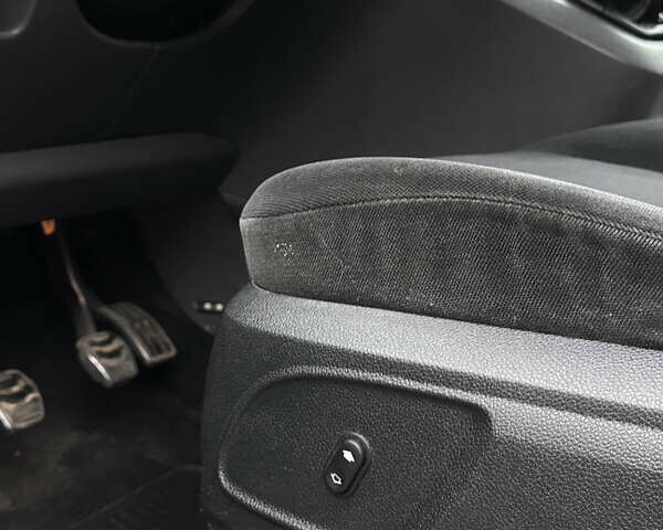 Сірий Форд Focus C-Max, об'ємом двигуна 1.8 л та пробігом 248 тис. км за 3500 $, фото 15 на Automoto.ua