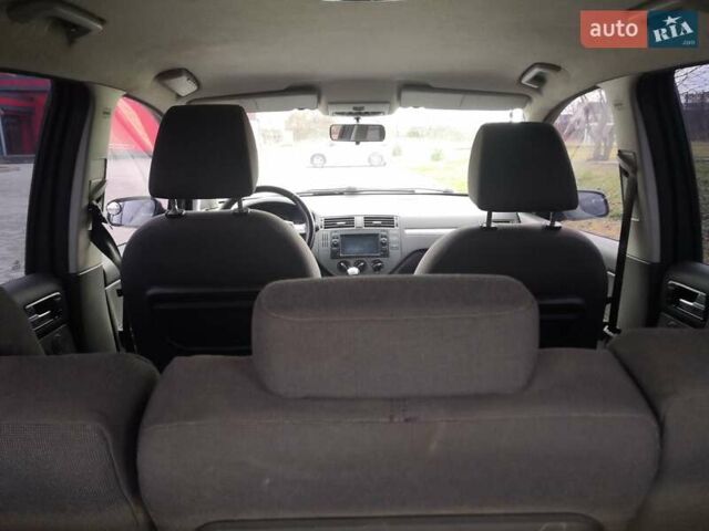 Серый Форд Focus C-Max, объемом двигателя 1.6 л и пробегом 320 тыс. км за 5200 $, фото 15 на Automoto.ua