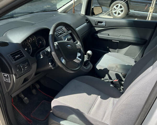 Серый Форд Focus C-Max, объемом двигателя 1.8 л и пробегом 294 тыс. км за 4050 $, фото 5 на Automoto.ua