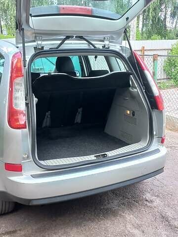 Серый Форд Focus C-Max, объемом двигателя 1.6 л и пробегом 172 тыс. км за 4888 $, фото 9 на Automoto.ua