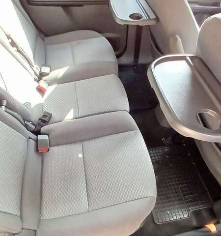 Сірий Форд Focus C-Max, об'ємом двигуна 2 л та пробігом 217 тис. км за 5150 $, фото 19 на Automoto.ua