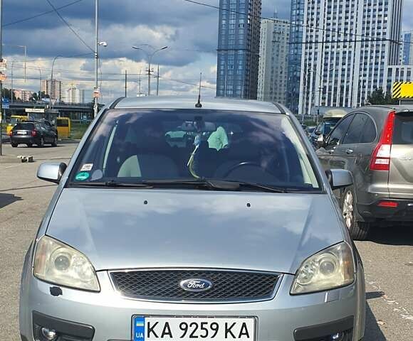 Серый Форд Focus C-Max, объемом двигателя 1.56 л и пробегом 318 тыс. км за 4500 $, фото 2 на Automoto.ua
