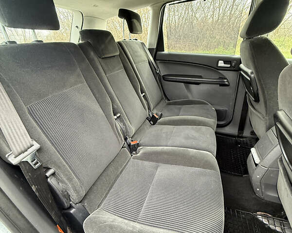 Серый Форд Focus C-Max, объемом двигателя 1.8 л и пробегом 118 тыс. км за 4800 $, фото 27 на Automoto.ua