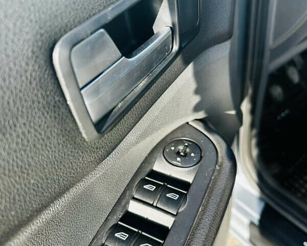 Форд Focus C-Max 2005 у Харкові на Automoto.ua Сірий Форд Focus C-Max, об'ємом двигуна 1.8 л та пробігом 119 тис. км за 4700 $, фото 7 на Automoto.ua