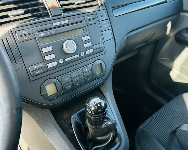 Форд Focus C-Max 2005 у Харкові на Automoto.ua Сірий Форд Focus C-Max, об'ємом двигуна 1.8 л та пробігом 119 тис. км за 4700 $, фото 10 на Automoto.ua