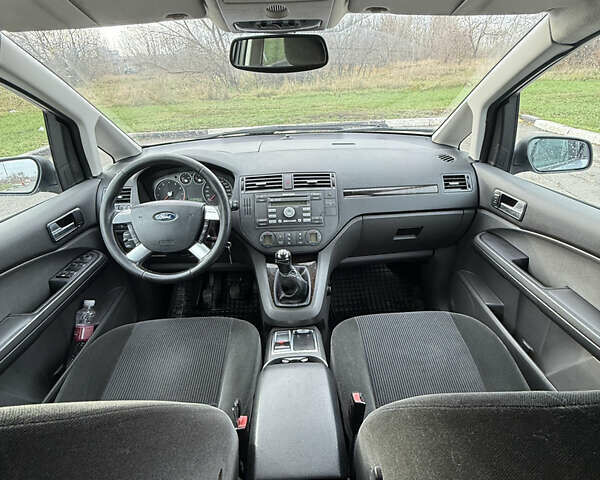 Серый Форд Focus C-Max, объемом двигателя 1.8 л и пробегом 118 тыс. км за 4800 $, фото 26 на Automoto.ua