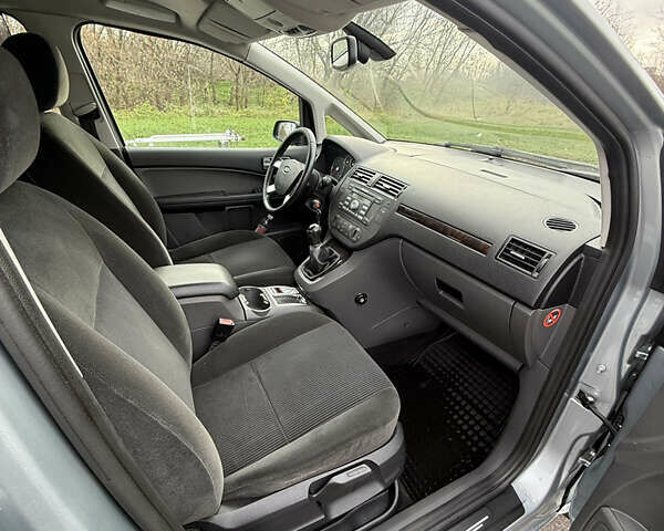 Серый Форд Focus C-Max, объемом двигателя 1.8 л и пробегом 118 тыс. км за 4800 $, фото 20 на Automoto.ua