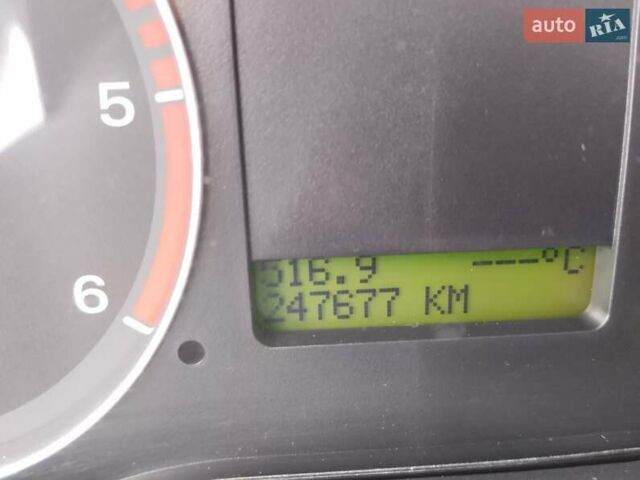 Сірий Форд Focus C-Max, об'ємом двигуна 1.56 л та пробігом 247 тис. км за 5200 $, фото 1 на Automoto.ua