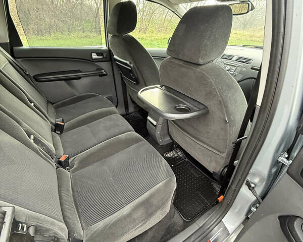 Серый Форд Focus C-Max, объемом двигателя 1.8 л и пробегом 118 тыс. км за 4350 $, фото 25 на Automoto.ua