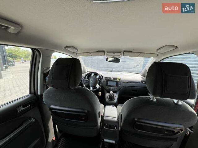 Сірий Форд Focus C-Max, об'ємом двигуна 1.6 л та пробігом 224 тис. км за 5200 $, фото 28 на Automoto.ua