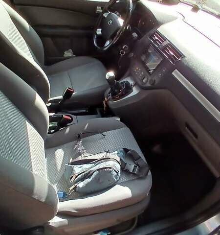 Сірий Форд Focus C-Max, об'ємом двигуна 2 л та пробігом 217 тис. км за 5150 $, фото 18 на Automoto.ua