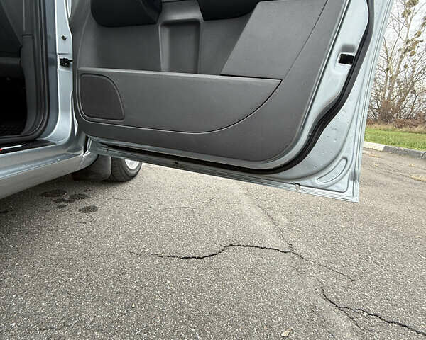 Серый Форд Focus C-Max, объемом двигателя 1.8 л и пробегом 118 тыс. км за 4800 $, фото 21 на Automoto.ua