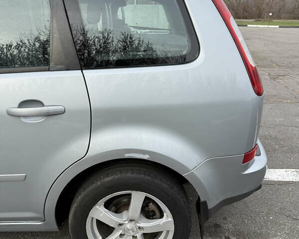 Серый Форд Focus C-Max, объемом двигателя 1.8 л и пробегом 118 тыс. км за 4800 $, фото 11 на Automoto.ua