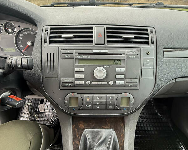 Серый Форд Focus C-Max, объемом двигателя 1.8 л и пробегом 118 тыс. км за 4800 $, фото 38 на Automoto.ua