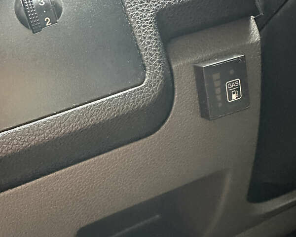 Сірий Форд Focus C-Max, об'ємом двигуна 1.6 л та пробігом 197 тис. км за 4200 $, фото 12 на Automoto.ua