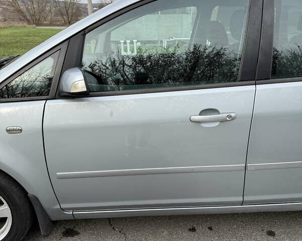 Серый Форд Focus C-Max, объемом двигателя 1.8 л и пробегом 118 тыс. км за 4800 $, фото 9 на Automoto.ua