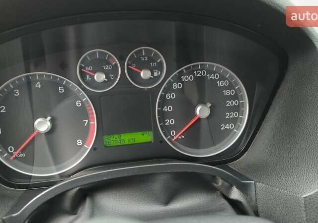 Сірий Форд Focus C-Max, об'ємом двигуна 1.8 л та пробігом 167 тис. км за 3999 $, фото 5 на Automoto.ua