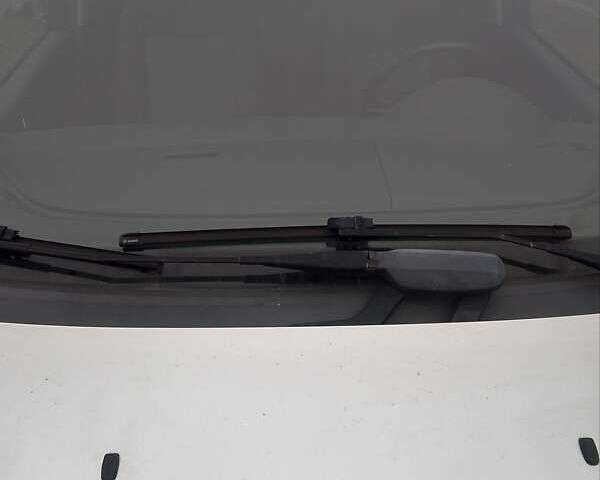 Серый Форд Focus C-Max, объемом двигателя 1.6 л и пробегом 223 тыс. км за 5300 $, фото 2 на Automoto.ua