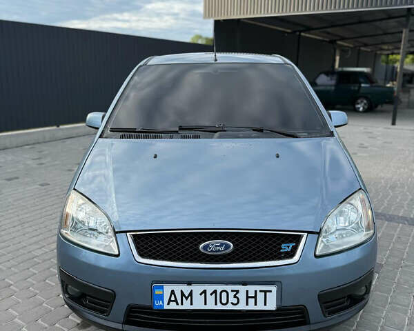 Серый Форд Focus C-Max, объемом двигателя 1.8 л и пробегом 320 тыс. км за 4400 $, фото 2 на Automoto.ua