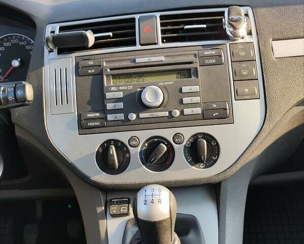 Сірий Форд Focus C-Max, об'ємом двигуна 1.6 л та пробігом 203 тис. км за 4650 $, фото 7 на Automoto.ua