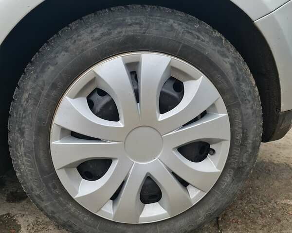 Серый Форд Focus C-Max, объемом двигателя 1.8 л и пробегом 199 тыс. км за 4750 $, фото 15 на Automoto.ua