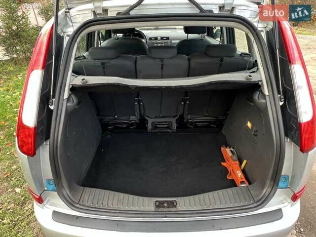 Сірий Форд Focus C-Max, об'ємом двигуна 1.6 л та пробігом 256 тис. км за 5000 $, фото 2 на Automoto.ua