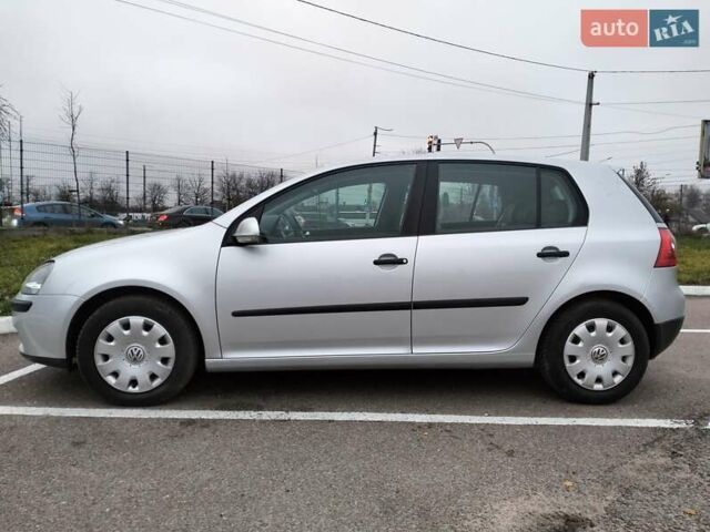 Серый Форд Focus C-Max, объемом двигателя 1.6 л и пробегом 168 тыс. км за 5800 $, фото 5 на Automoto.ua