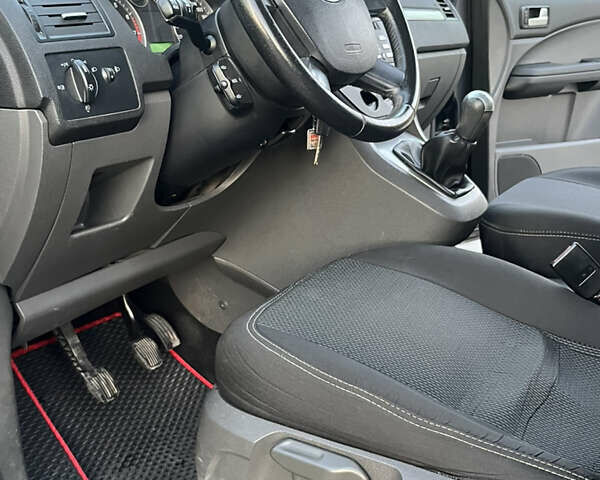 Сірий Форд Focus C-Max, об'ємом двигуна 1.6 л та пробігом 210 тис. км за 4800 $, фото 9 на Automoto.ua