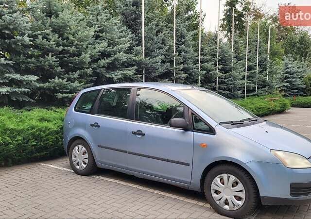 Серый Форд Focus C-Max, объемом двигателя 1.6 л и пробегом 264 тыс. км за 4000 $, фото 3 на Automoto.ua