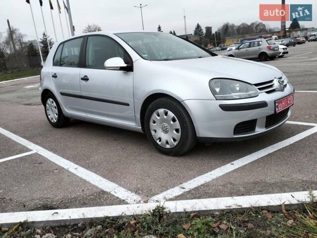 Серый Форд Focus C-Max, объемом двигателя 1.6 л и пробегом 168 тыс. км за 5800 $, фото 20 на Automoto.ua